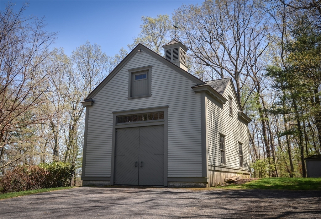 24 Priest Rd