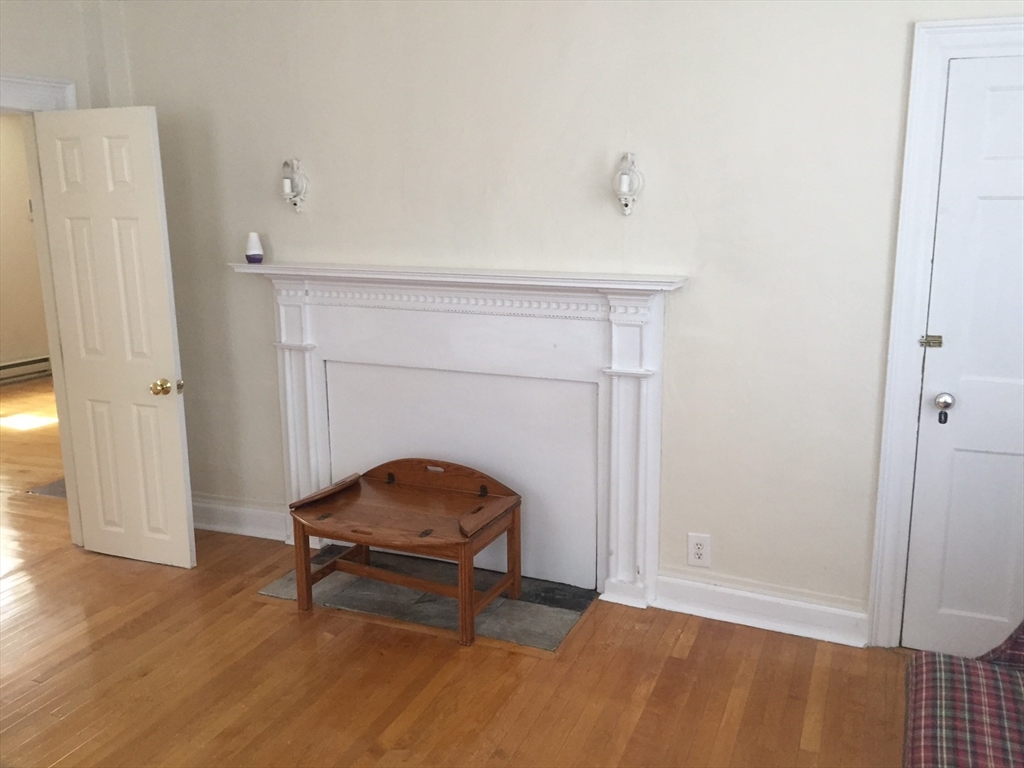 112 Main Street A