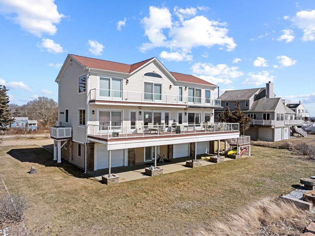 12 Balsam St