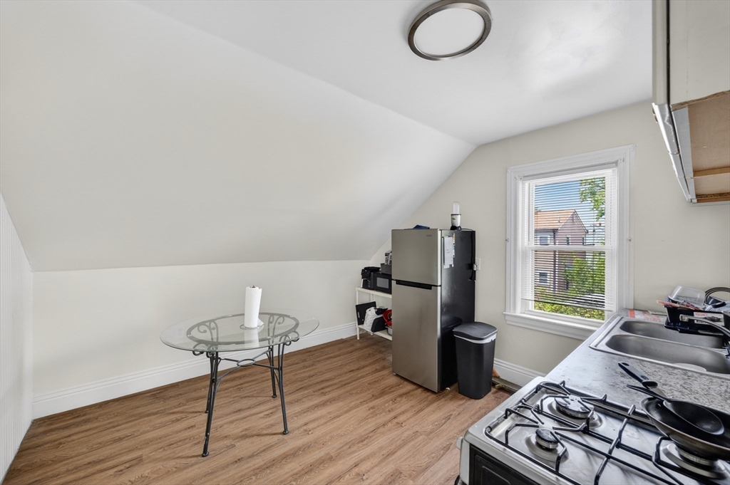 293 Swan St, Providence, RI Photo #18