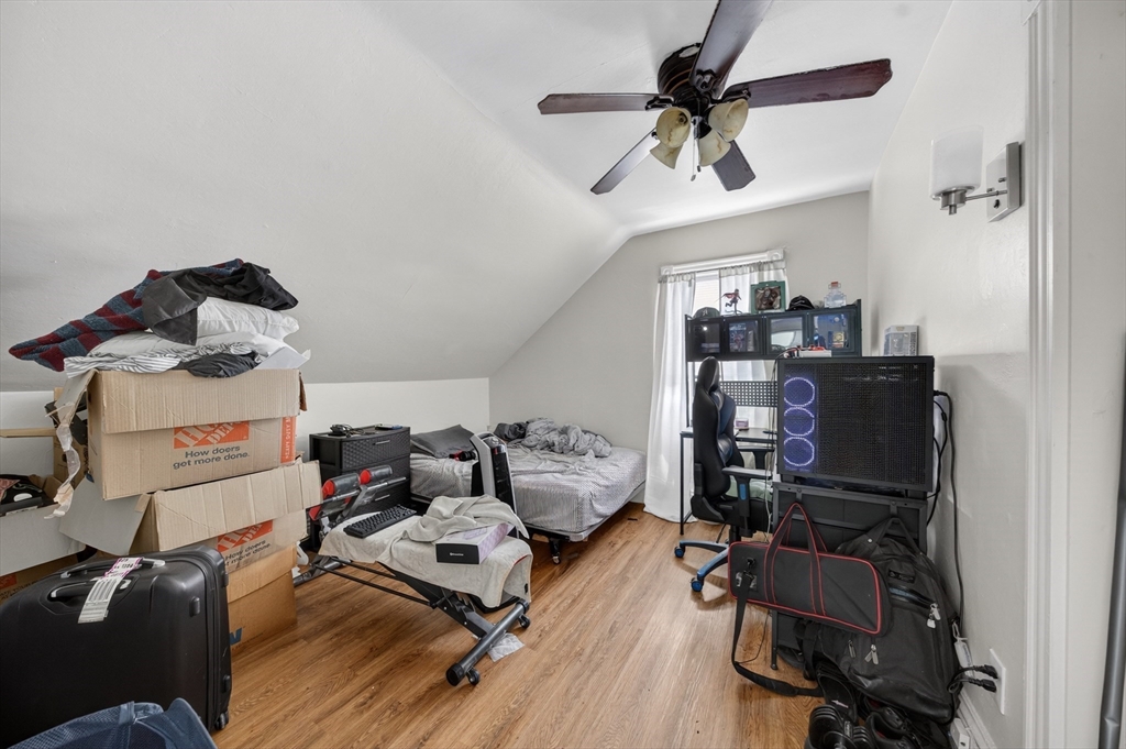 293 Swan St, Providence, RI Photo #21
