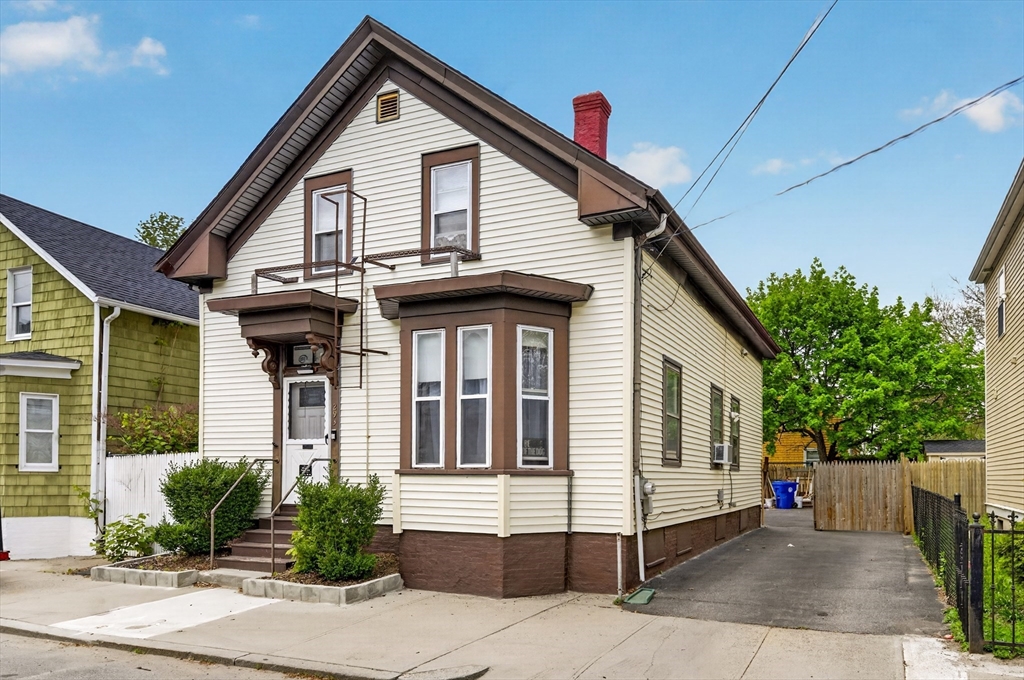 293 Swan St, Providence, RI Photo #2