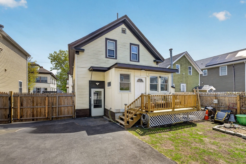293 Swan St, Providence, RI Photo #27