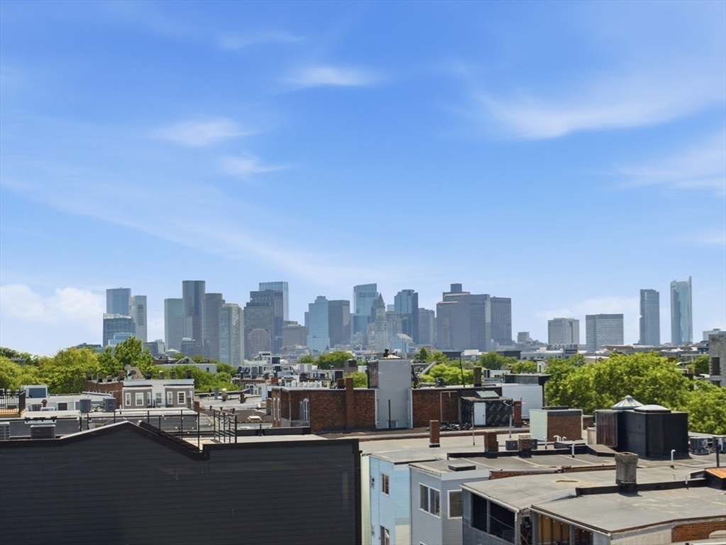 28 Geneva St 402