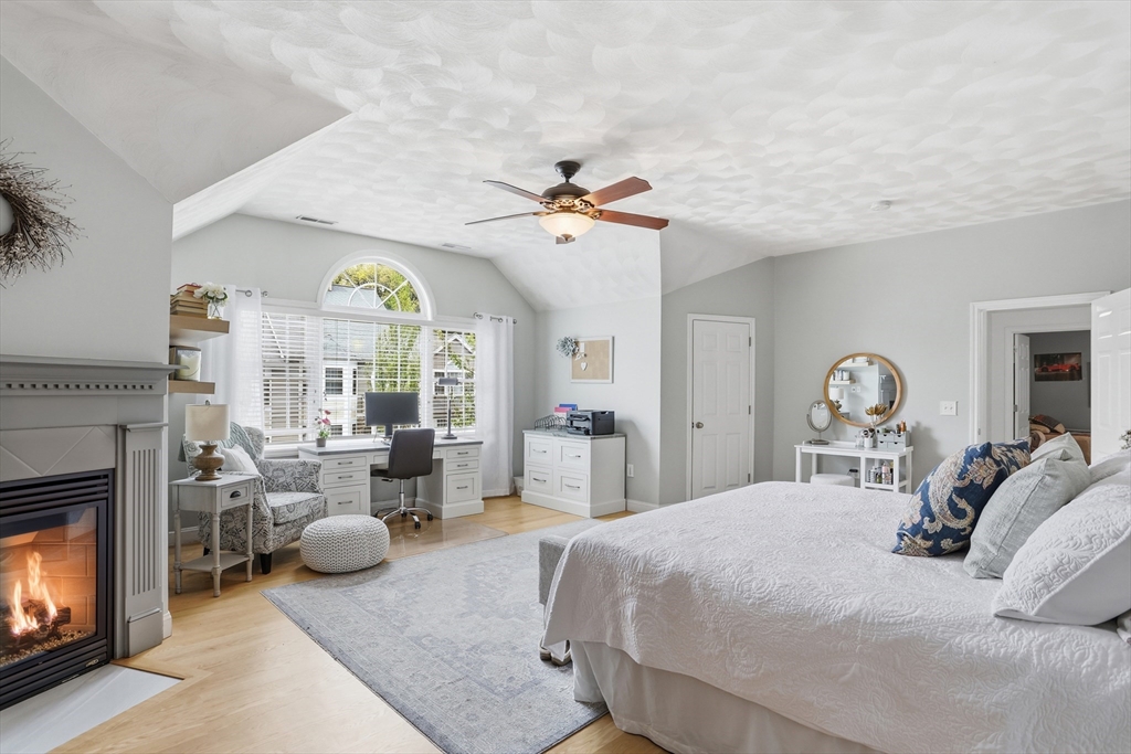 7 Jills Way #7, Tewksbury, MA Photo #31
