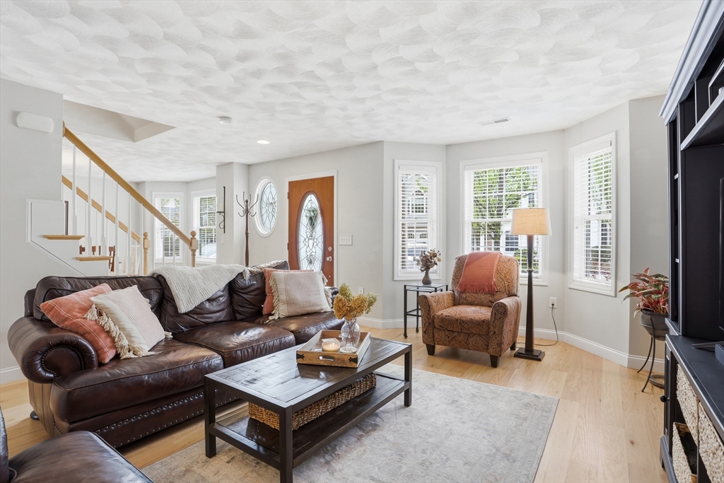 7 Jills Way #7, Tewksbury, MA Photo #8