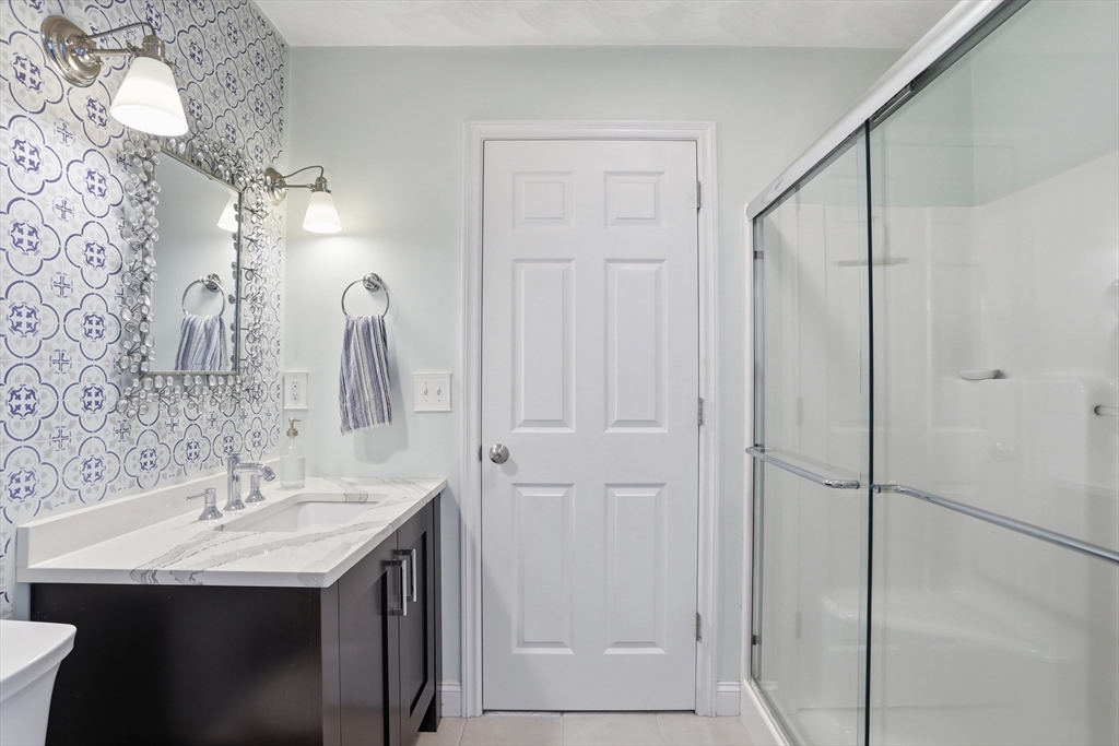 7 Jills Way #7, Tewksbury, MA Photo #29