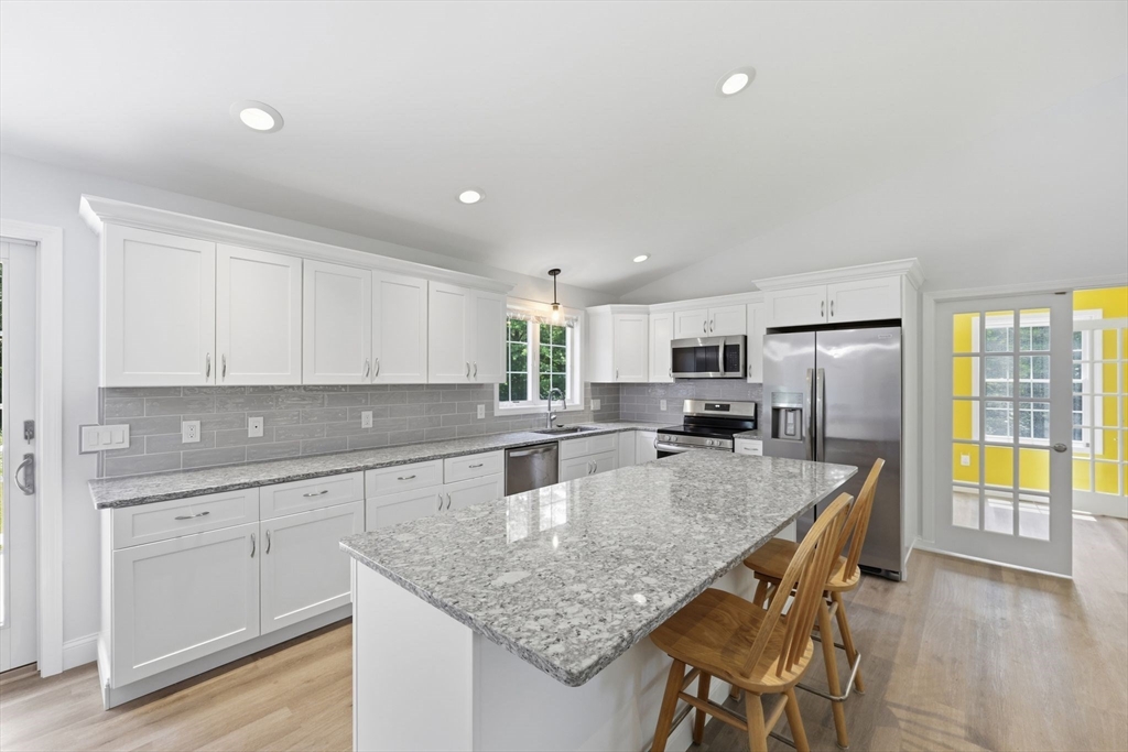 85 Waid Rd, Monson, MA Photo #10