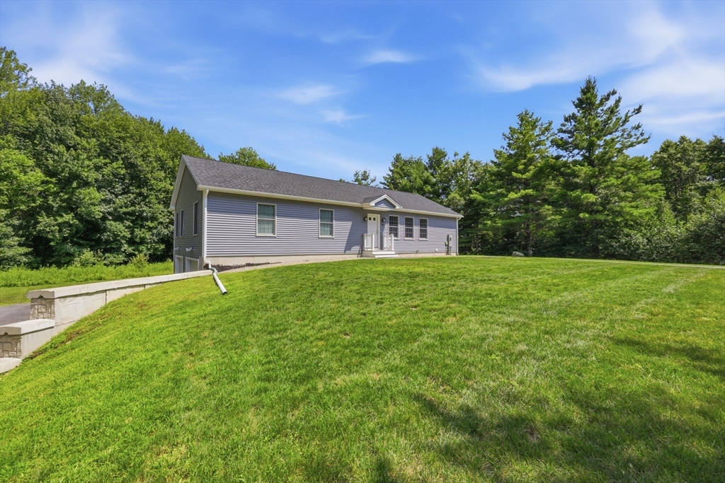 85 Waid Rd