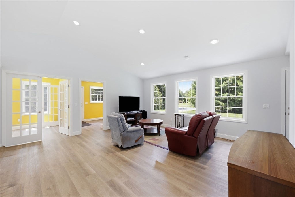 85 Waid Rd, Monson, MA Photo #8