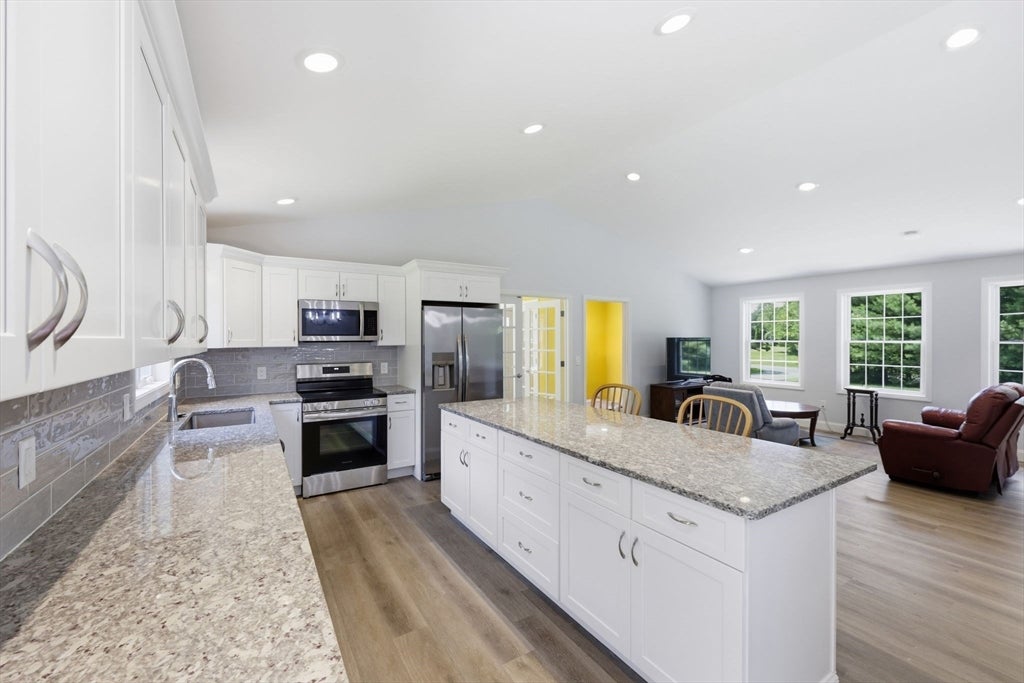 85 Waid Rd, Monson, MA Photo #12