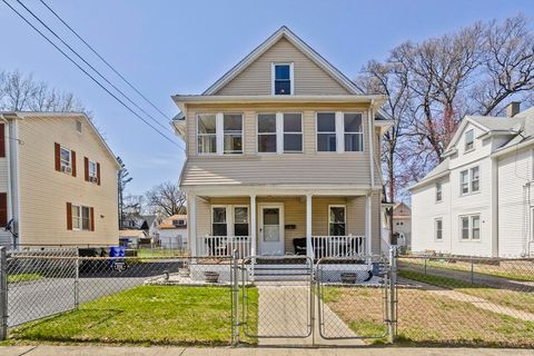 30-32 Sterling St Springfield MA 01107