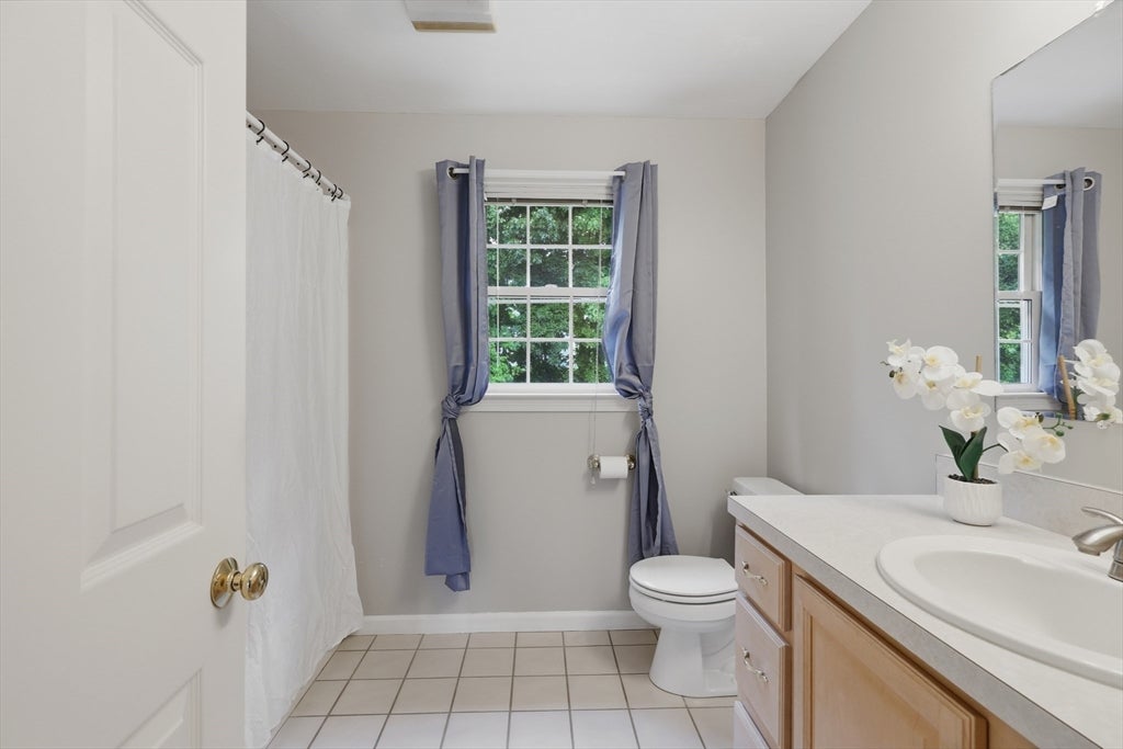 38 Trowbridge Lane, Shrewsbury, MA, 38 Trowbridge Lane, Shrewsbury, MA Photo #22