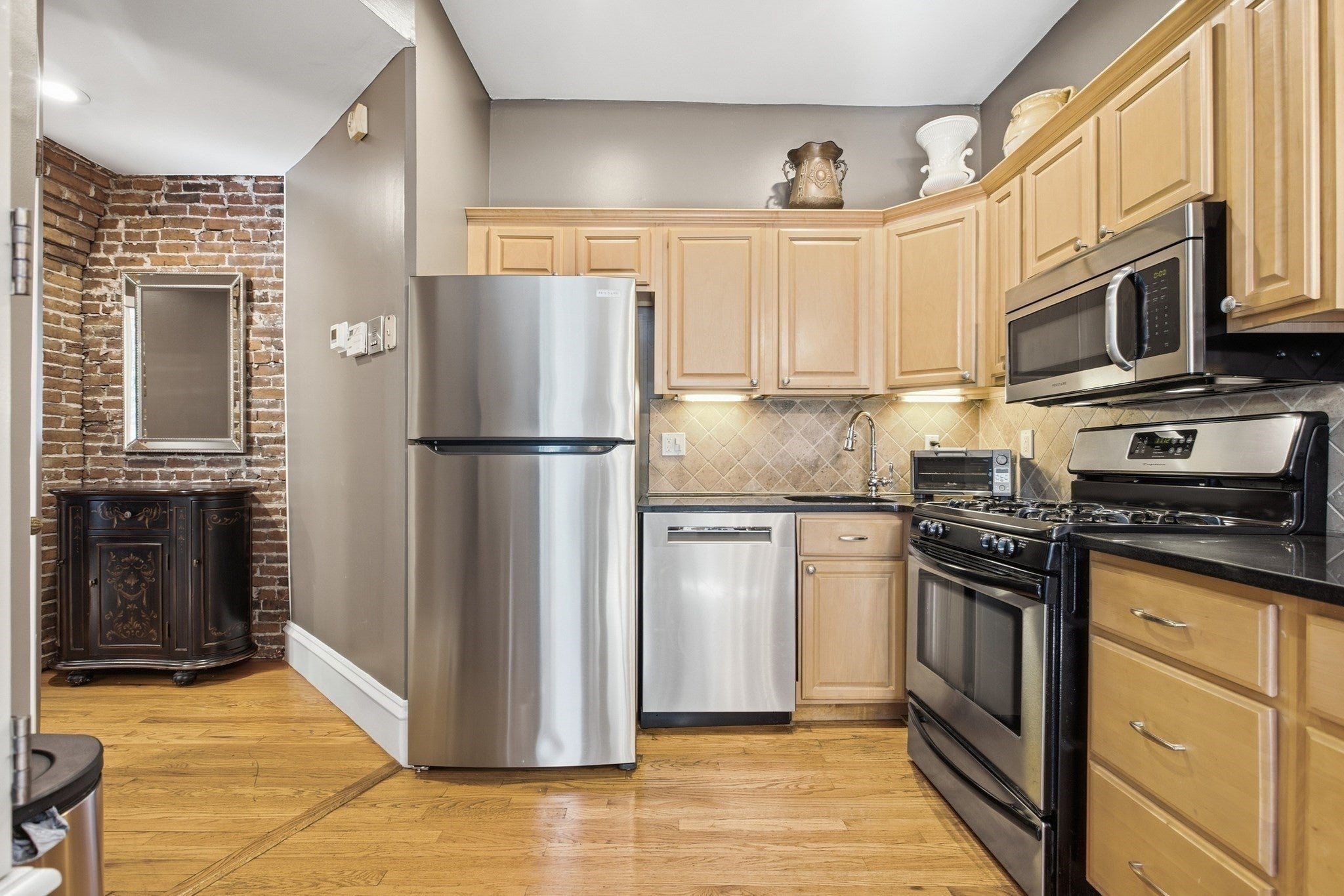 34 Bartlett Street #1, Boston, MA, 34 Bartlett Street #1, Boston, MA Photo #6