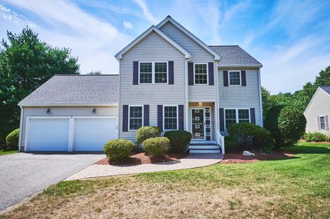 Photo of 27 Cranberry Ln, Burlington, MA 01803 (MLS # 73493434)