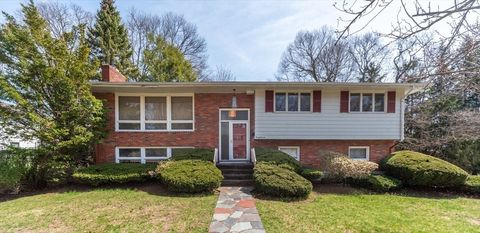 37 Himoor Circle Randolph MA 02368