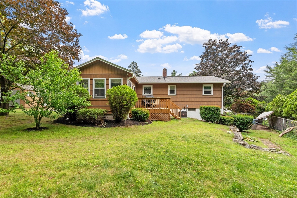55 Lisa Dr
