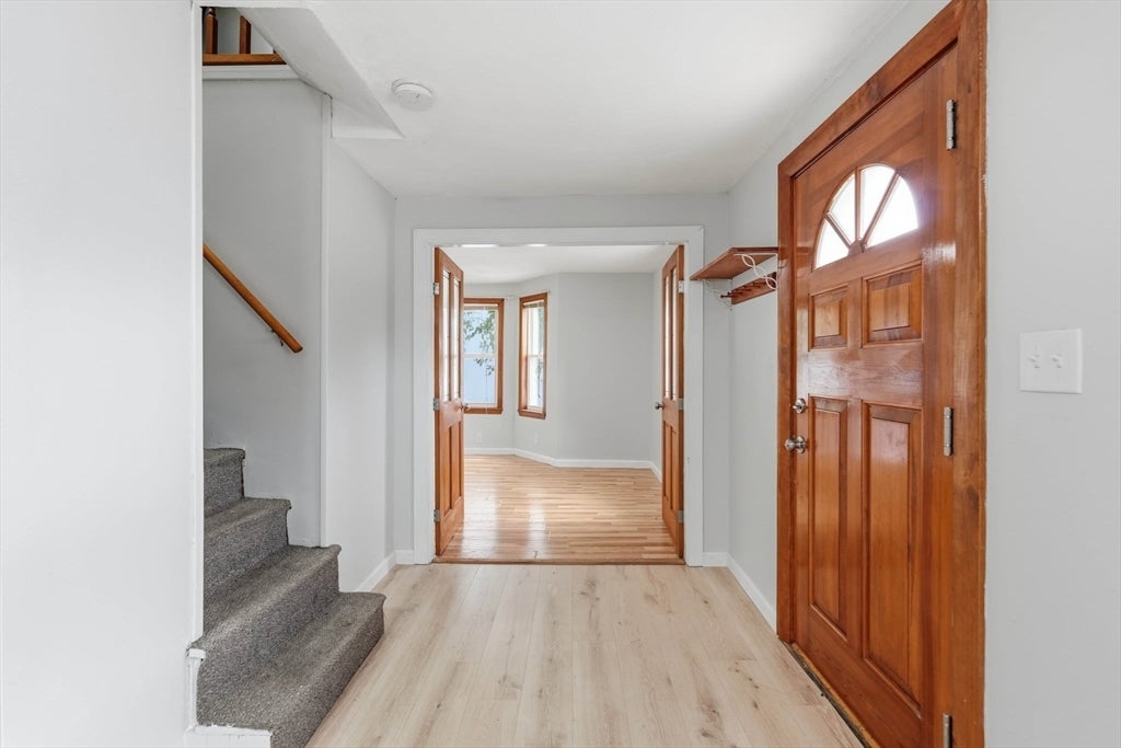 216 Crest Ave, Revere, MA, 216 Crest Ave, Revere, MA Photo #9