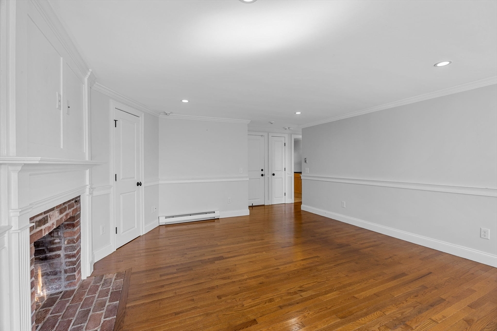 Chatham, Massachusetts 02650, United States, 1 Bedroom Bedrooms, ,1 BathroomBathrooms,Residential,Active,223446