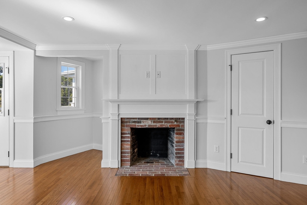 Chatham, Massachusetts 02650, United States, 1 Bedroom Bedrooms, ,1 BathroomBathrooms,Residential,Active,223446