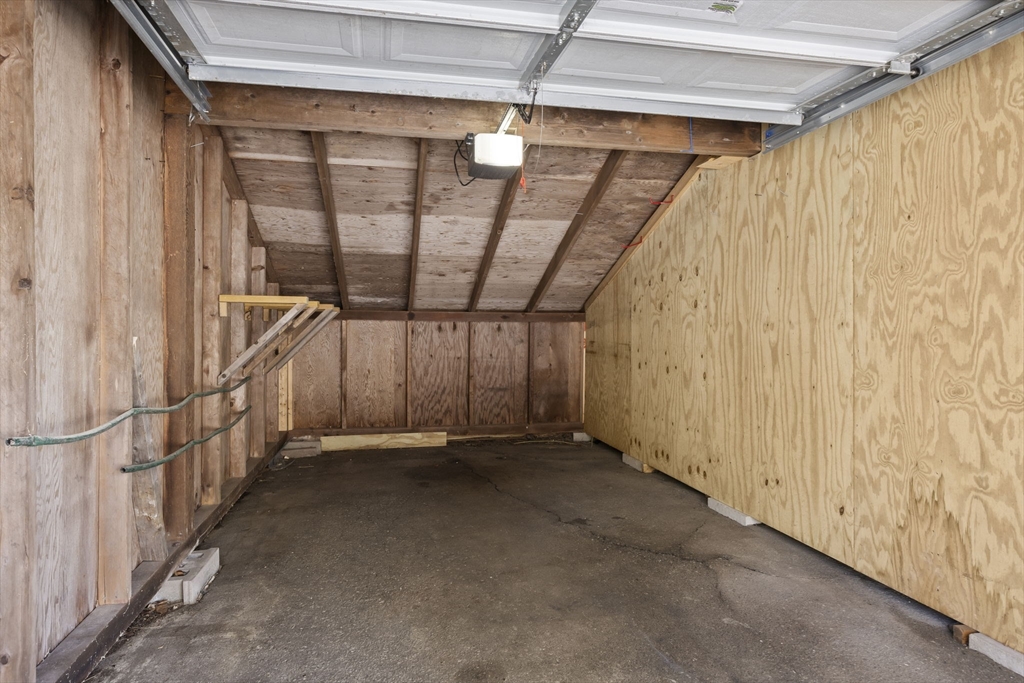 Chatham, Massachusetts 02650, United States, 1 Bedroom Bedrooms, ,1 BathroomBathrooms,Residential,Active,223446