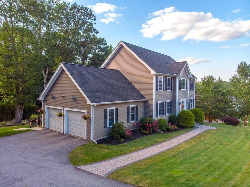 2 Camden Drive