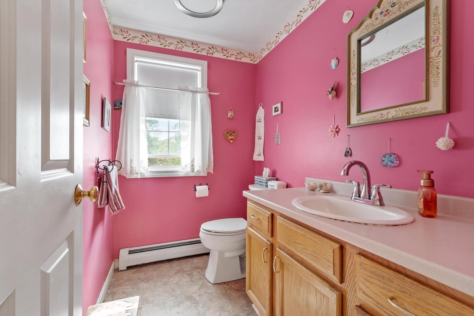 64 Jordans Way, Leominster, MA Photo #18