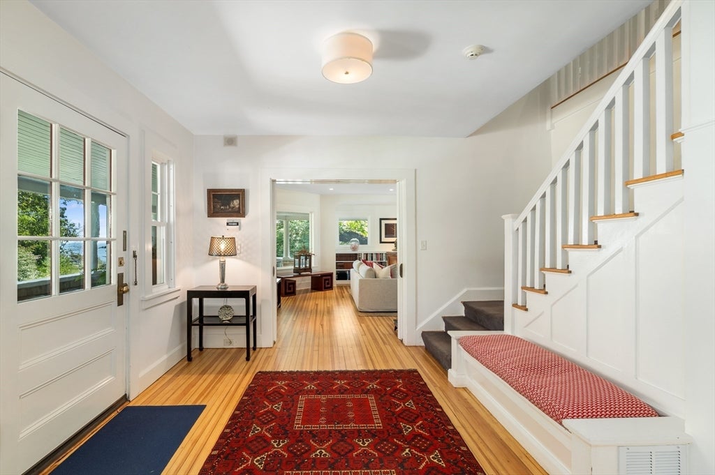 8 Brier Rd, Gloucester, MA, 8 Brier Rd, Gloucester, MA Photo #9