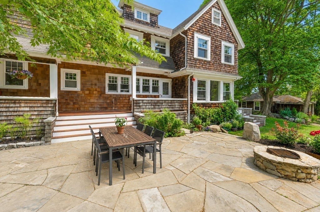 8 Brier Rd, Gloucester, MA, 8 Brier Rd, Gloucester, MA Photo #32