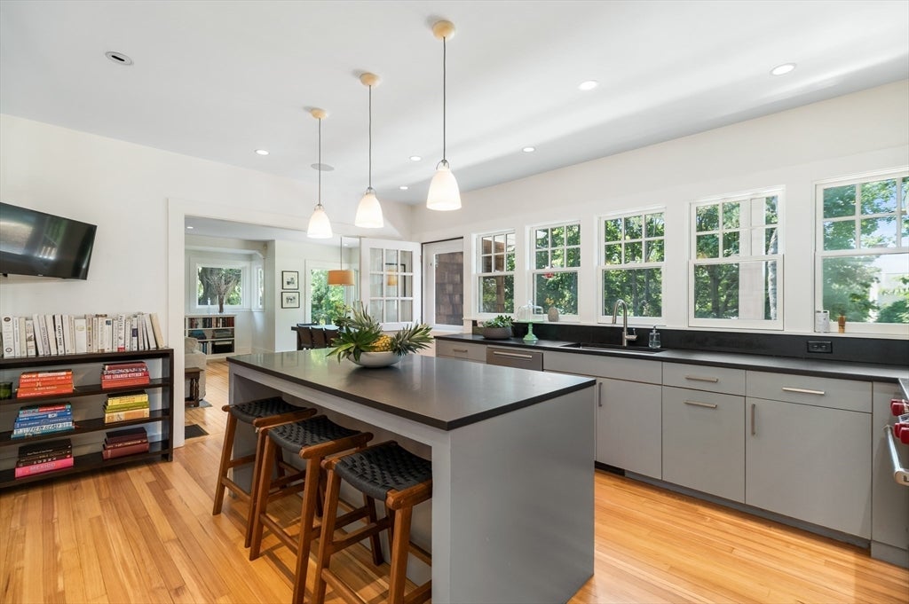 8 Brier Rd, Gloucester, MA, 8 Brier Rd, Gloucester, MA Photo #15