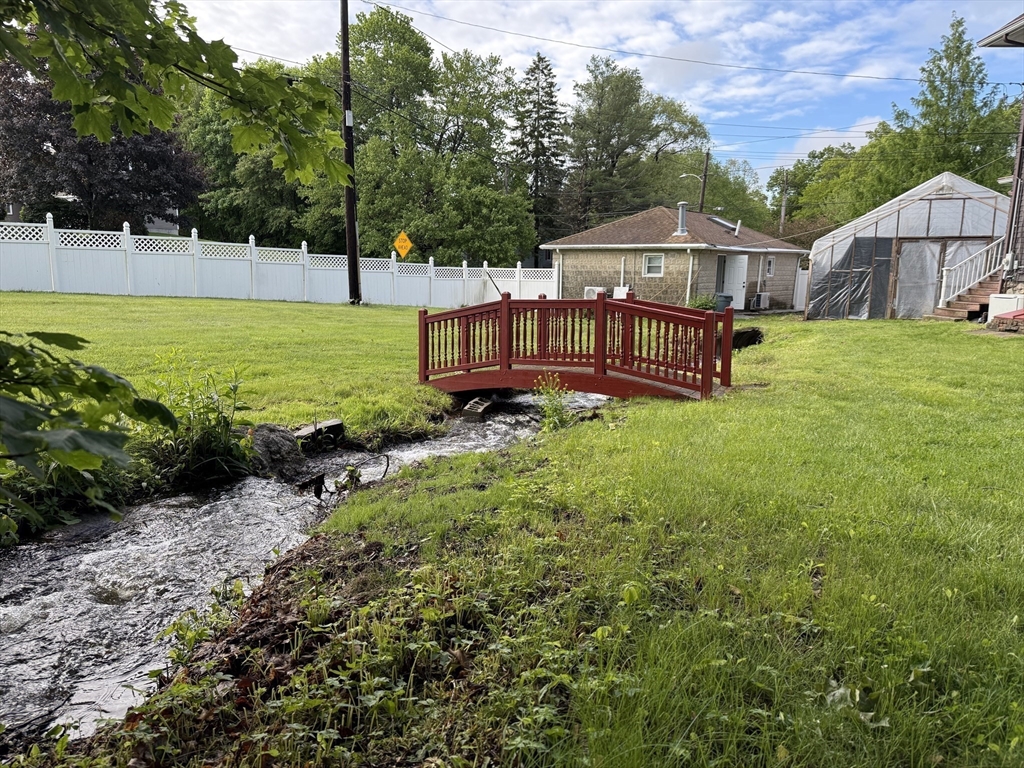 612 Grove St Lot 1