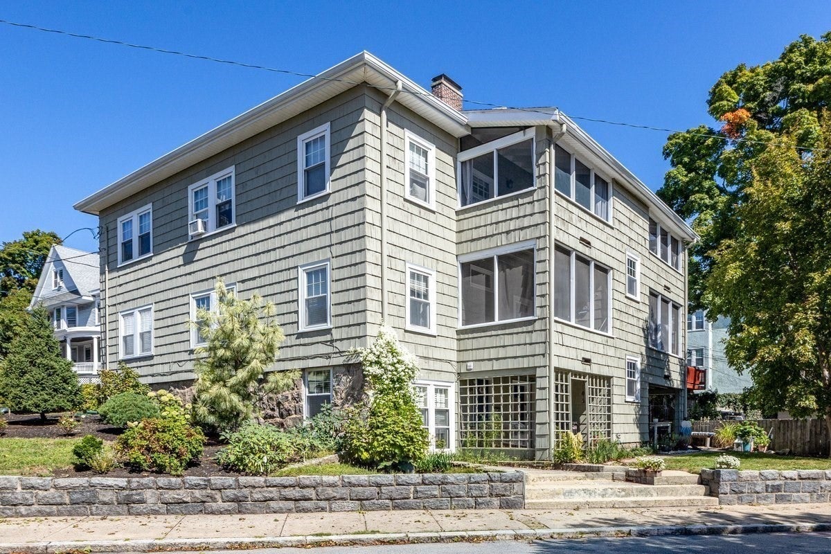 60 Guernsey St #1, Boston, MA, 60 Guernsey St #1, Boston, MA Photo #2