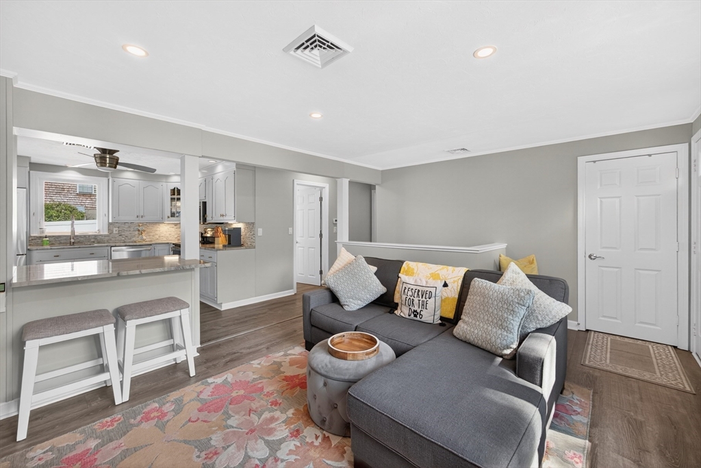 24 Tabor Road