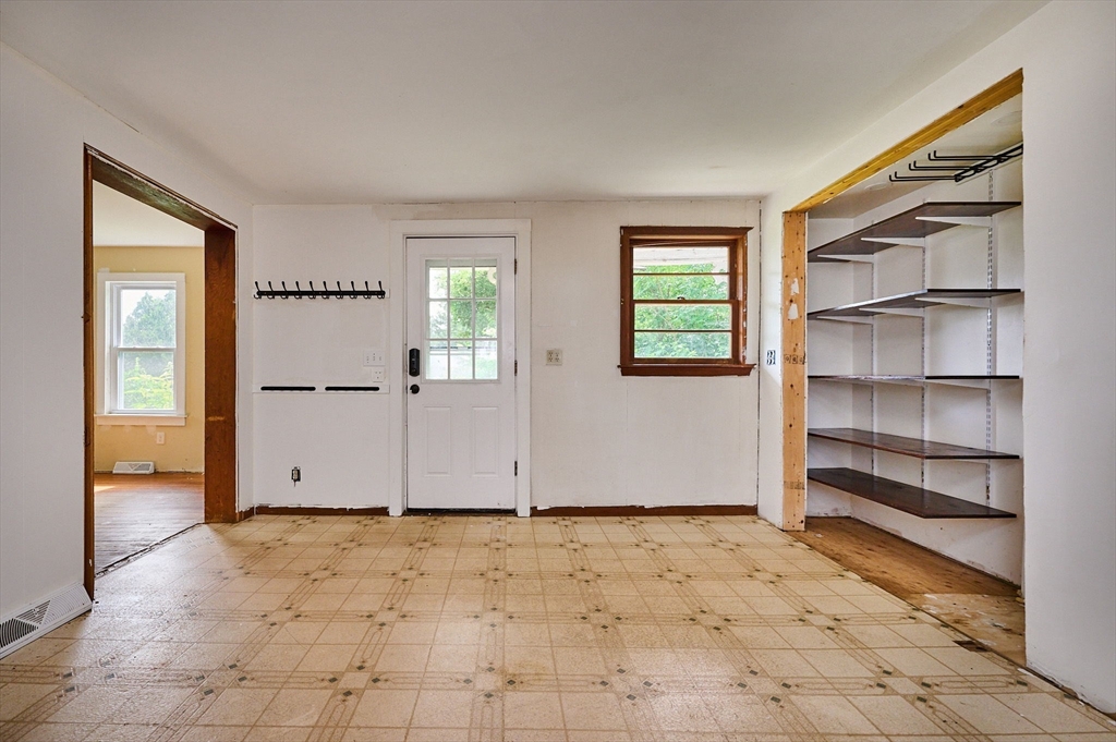 115 S Shelburne Rd