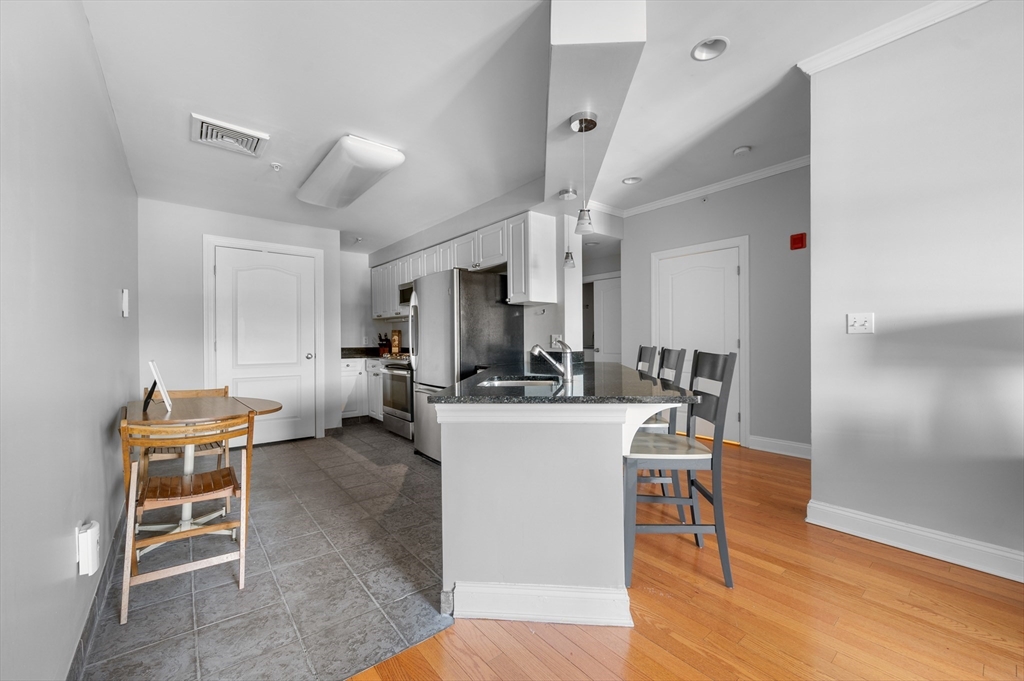 501 Commerce Dr 1316