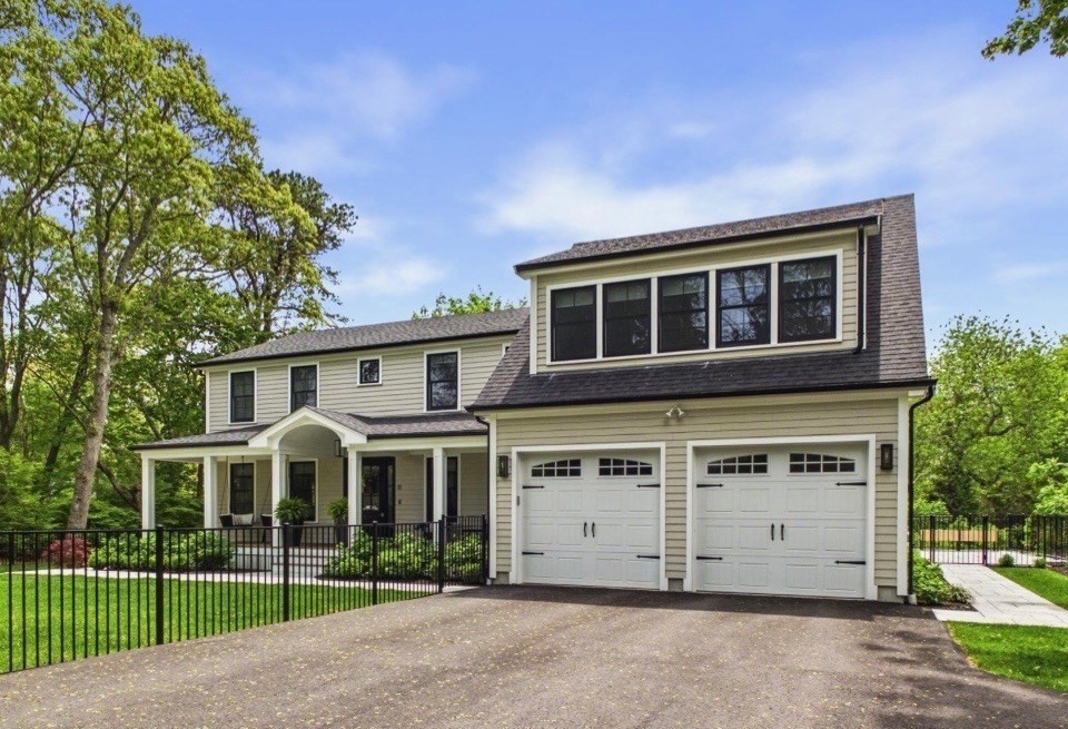 11 Vinal Ave