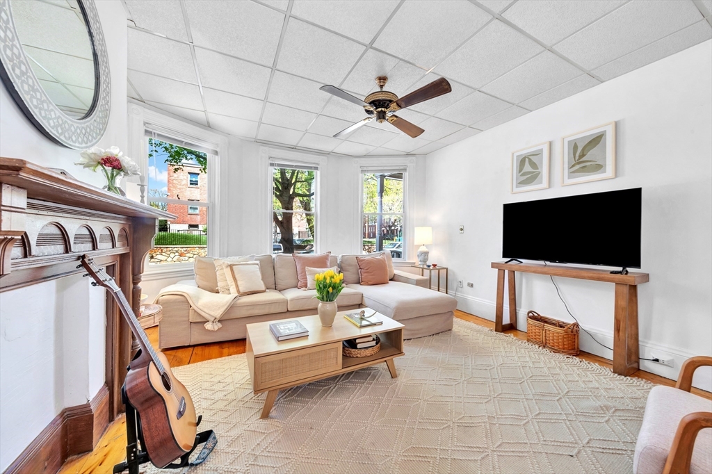 819 E 4th Street