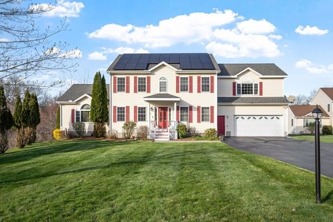 16 Windsor Rd Shirley MA 01464
