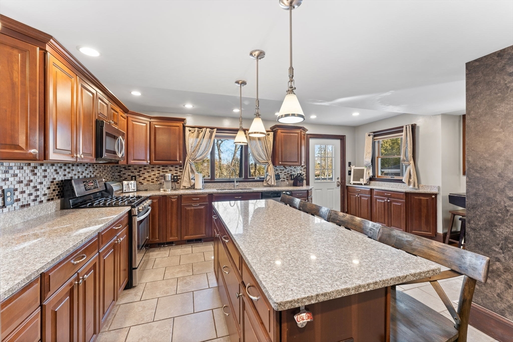 114 Bowdoin St 114