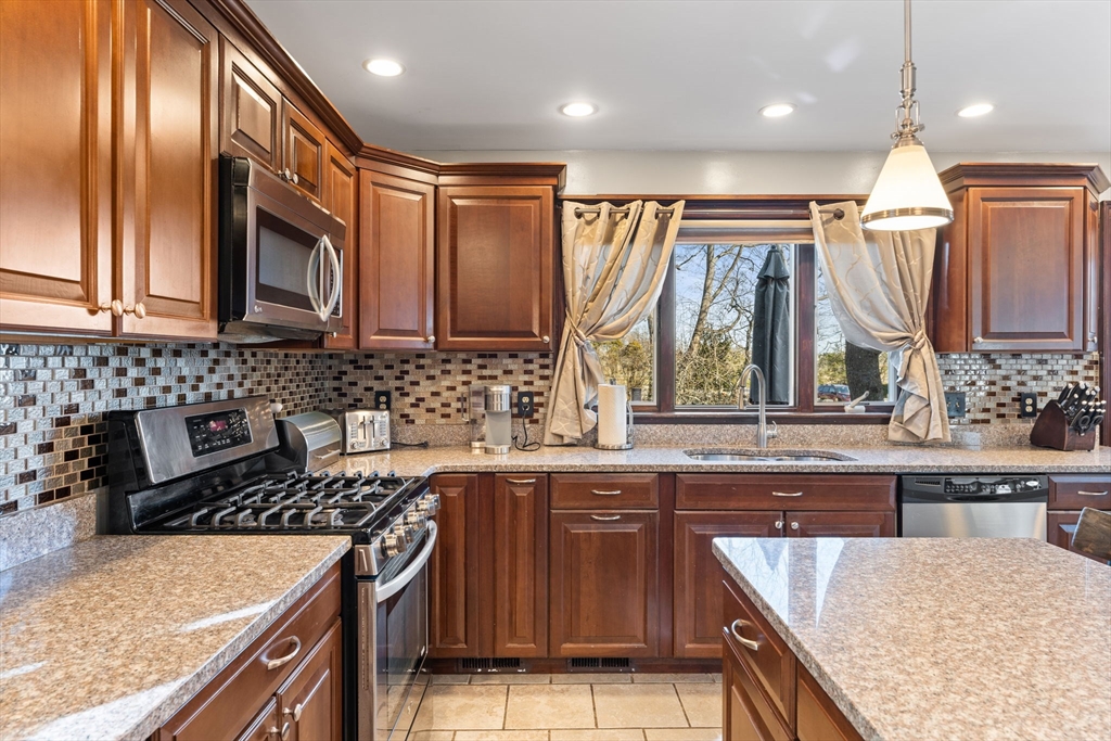 114 Bowdoin St 114