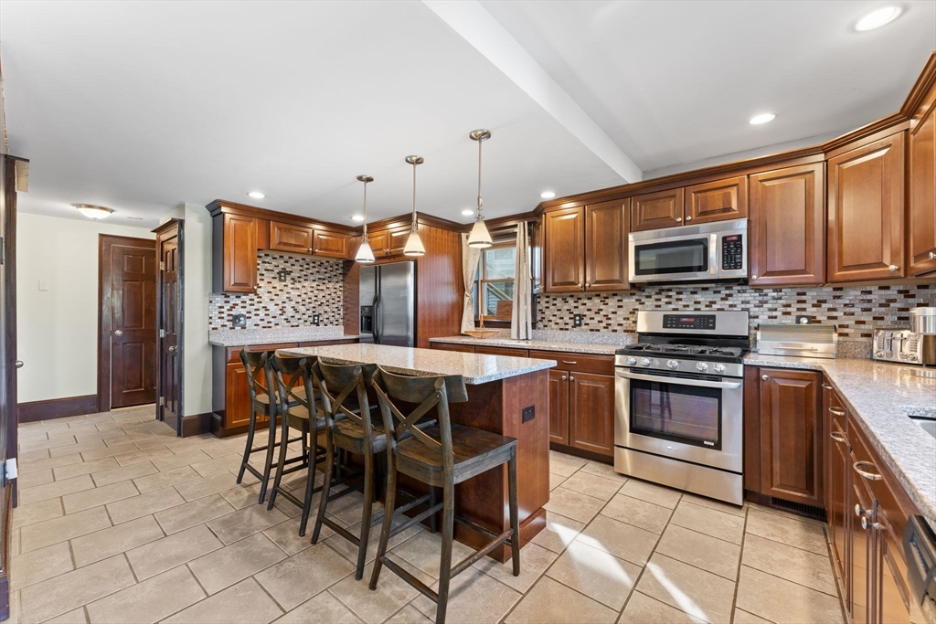 114 Bowdoin St 114
