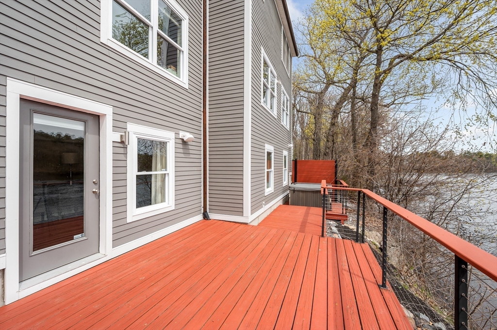 821 Merrimack Ave, Dracut, MA Photo #29