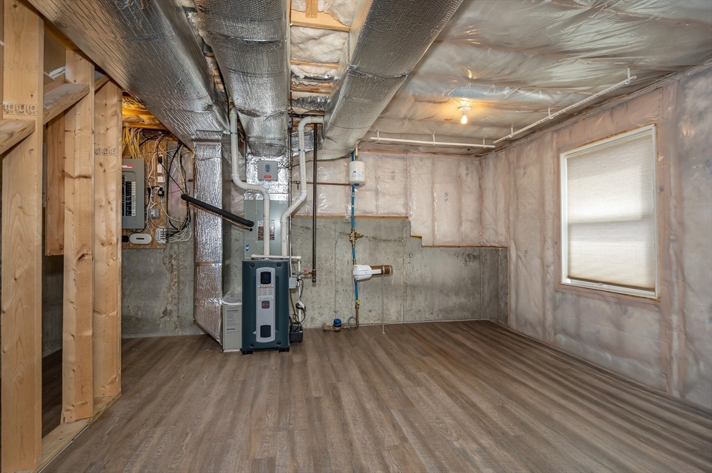 821 Merrimack Ave, Dracut, MA Photo #27