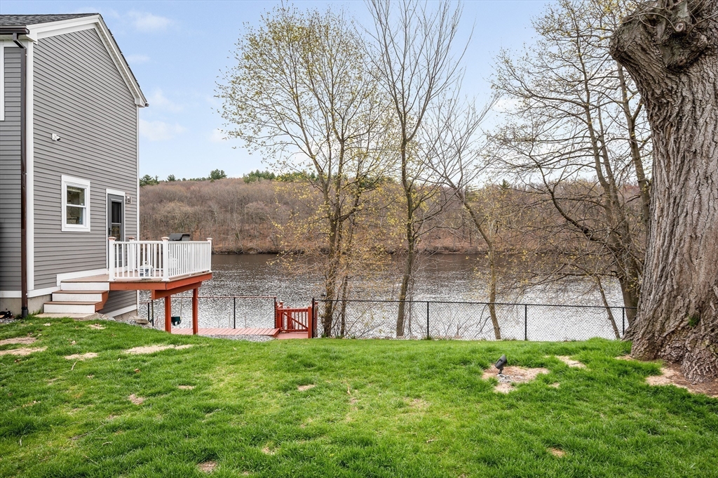 821 Merrimack Ave, Dracut, MA Photo #33