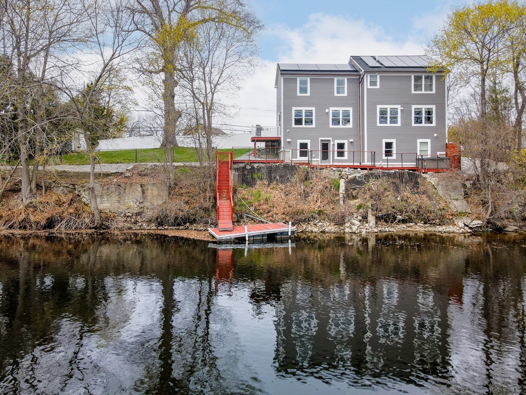 821 Merrimack Ave, Dracut, MA Photo #2