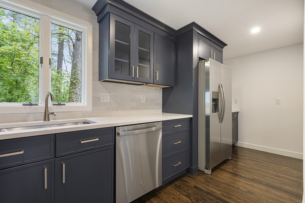 53 Highland St, Walpole, MA Photo #10