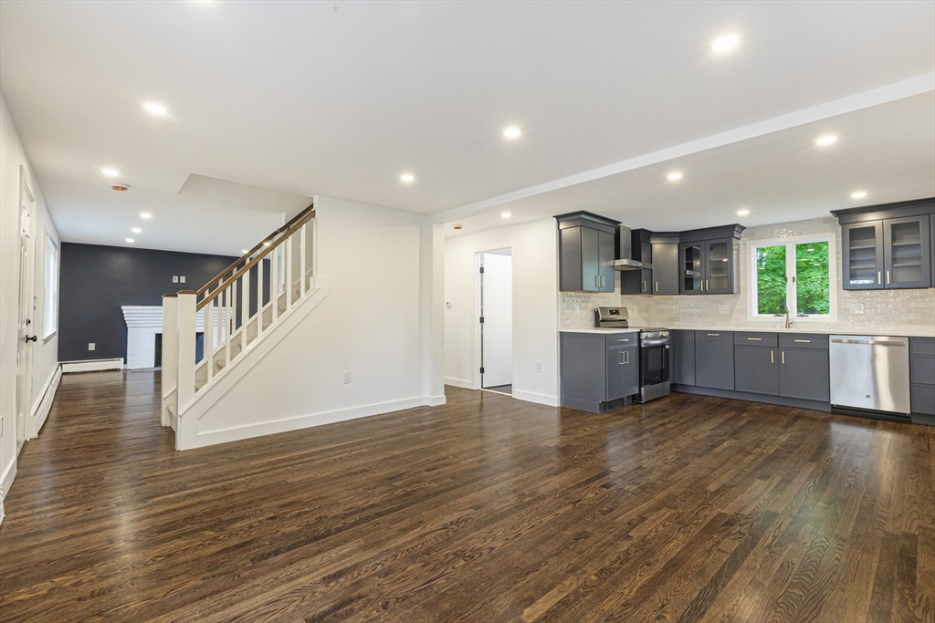 53 Highland St, Walpole, MA Photo #14