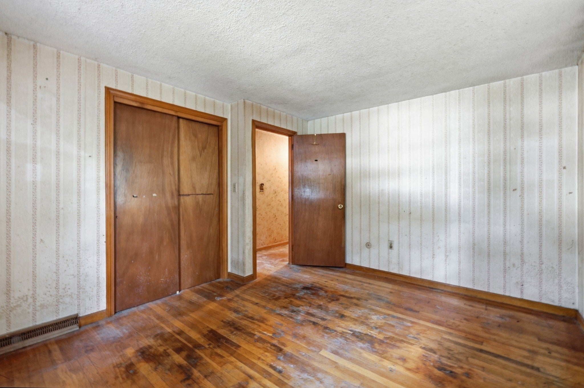27 Forest Park Ave, Billerica, MA, 27 Forest Park Ave, Billerica, MA Photo #13