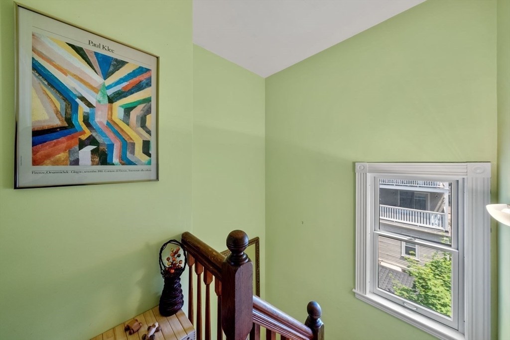 10 Plainfield St 3