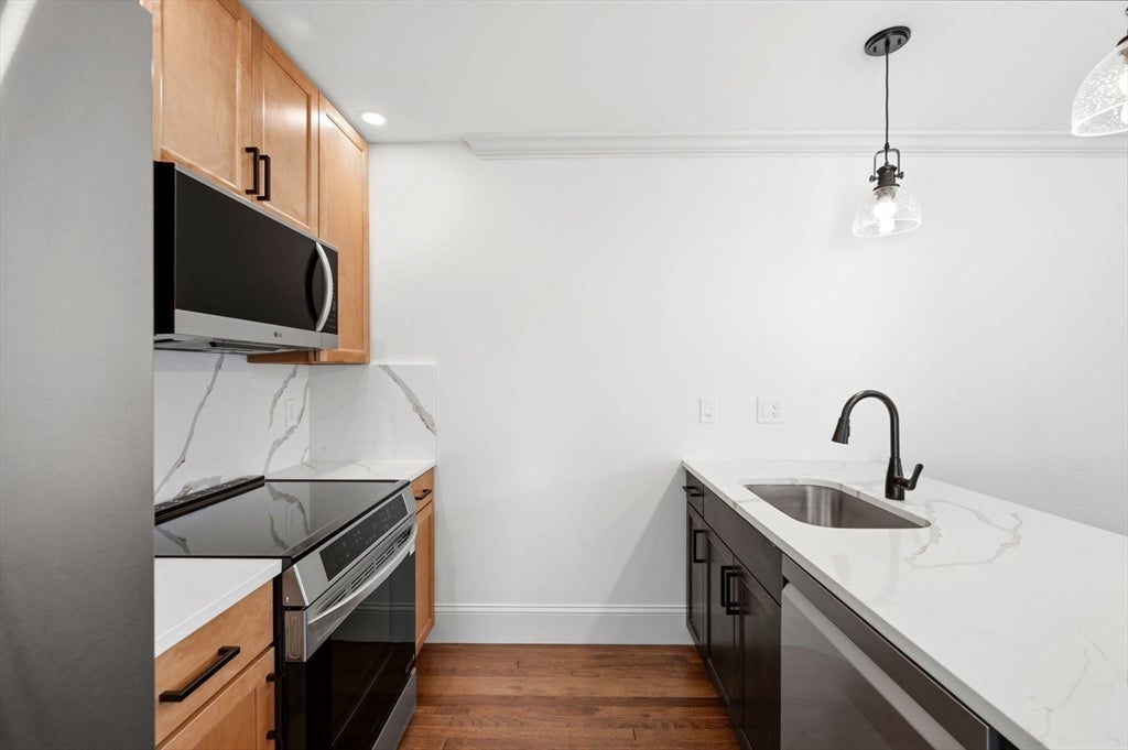 2 Railroad Avenue #2, Rowley, MA, 2 Railroad Avenue #2, Rowley, MA Photo #11